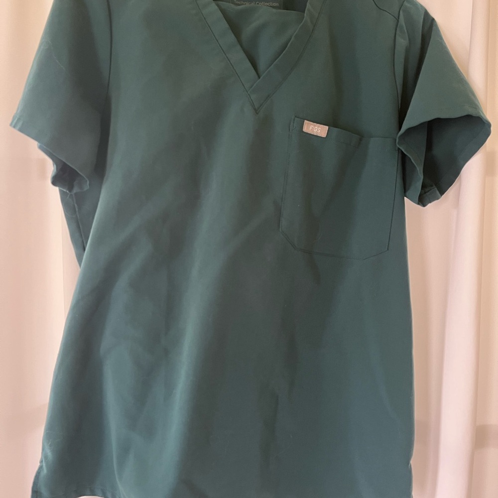 Caribbean Blue Figs Set—Medium top, Medium Tall Bottoms (Zamora Joggers)